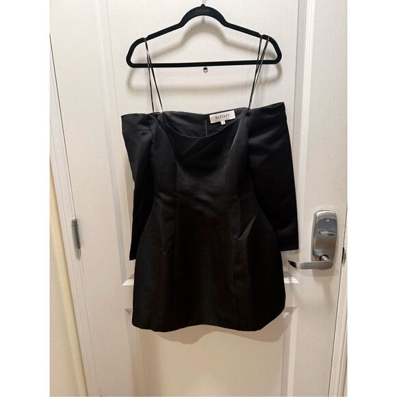 Elliatt Vida Off The Shoulder Day Mini Dress Back Cocktail Party Dress size S - Picture 4 of 6